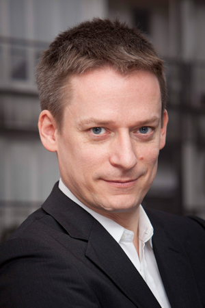 Dr. Henning Breuer, uxberlin - innovation strategy, business modelling, customer integration